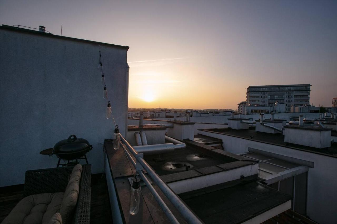 Dwupoziomowy, Rodzinny Apartament. Ochrona, Garaz. Varsovia Exterior foto
